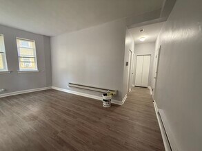 4527 N Malden St, Unit 4501-GA in Chicago, IL - Foto de edificio - Building Photo