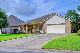 12959 N Puffin Ln in Willis, TX - Building Photo - Building Photo