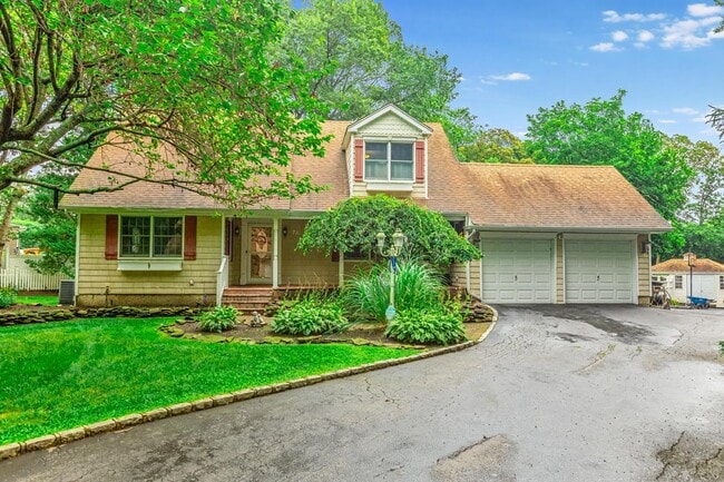 property at 7A Quenzer St