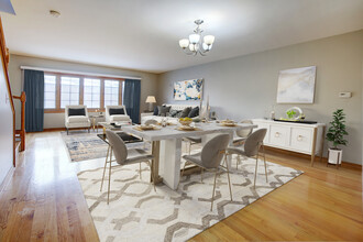 762 W 26th St in Chicago, IL - Building Photo - Building Photo