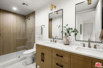 11838 Juniette St in Los Angeles, CA - Building Photo - Building Photo