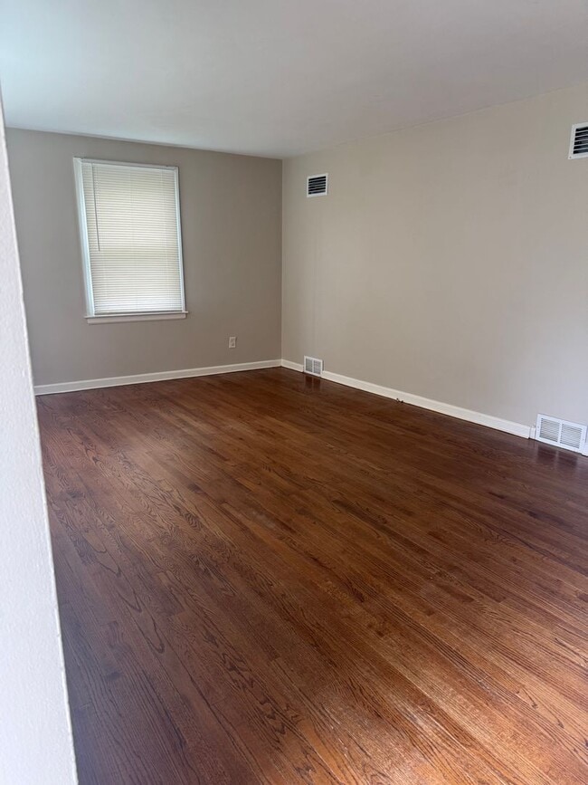 114 Ridgewood Dr in Syracuse, NY - Building Photo - Building Photo