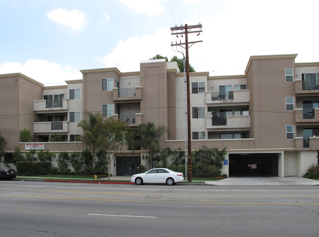 Laurel Canyon in Valley Village, CA - Building Photo - Building Photo