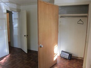1030 NE 9th St in Gainesville, FL - Building Photo - Building Photo