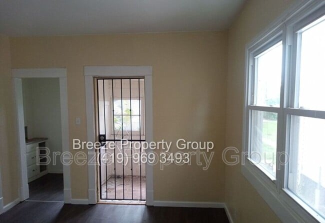 422 Dexter St in Toledo, OH - Building Photo - Building Photo