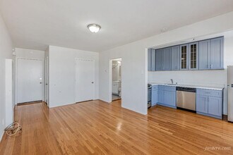 50 Terra Vista Ave in San Francisco, CA - Building Photo - Building Photo