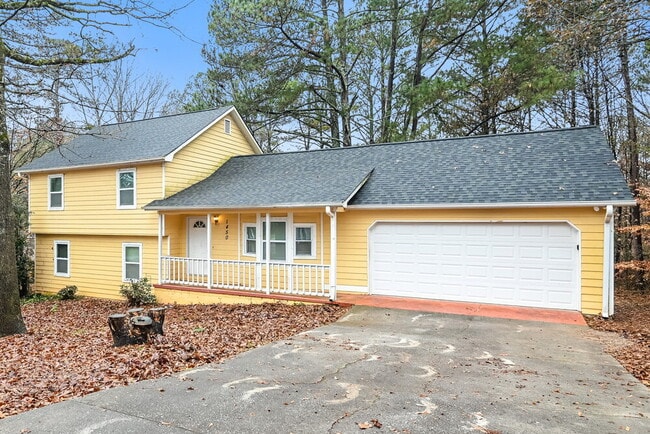 property at 1450 Moriah Trce