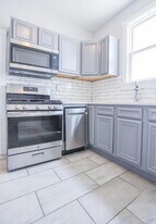 2548 N Kildare Ave, Unit 2548-2 in Chicago, IL - Building Photo