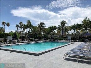 1620 N Ocean Blvd in Pompano Beach, FL - Building Photo - Building Photo
