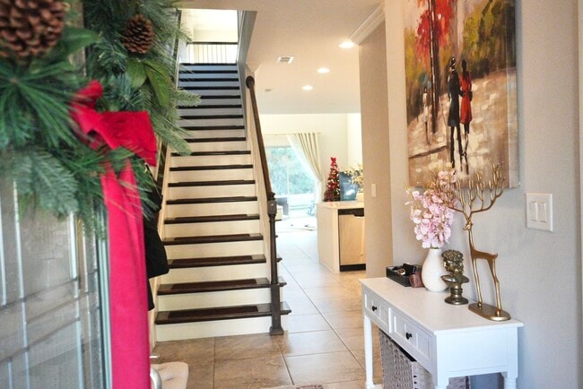 8716 Terracina Lake Dr in Tampa, FL - Building Photo - Building Photo