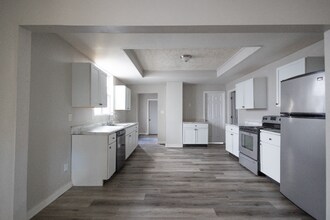 2028 Lexington Ave in Indianapolis, IN - Building Photo - Building Photo