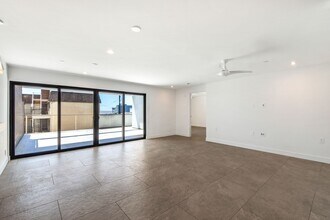 2700 Manhattan Ave in Hermosa Beach, CA - Building Photo - Building Photo