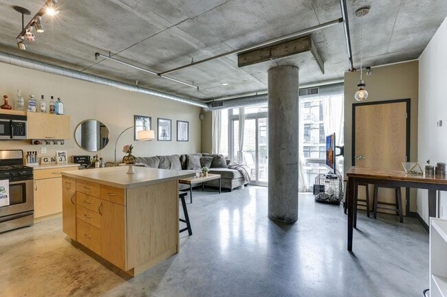 730 N 4th St in Minneapolis, MN - Building Photo - Building Photo