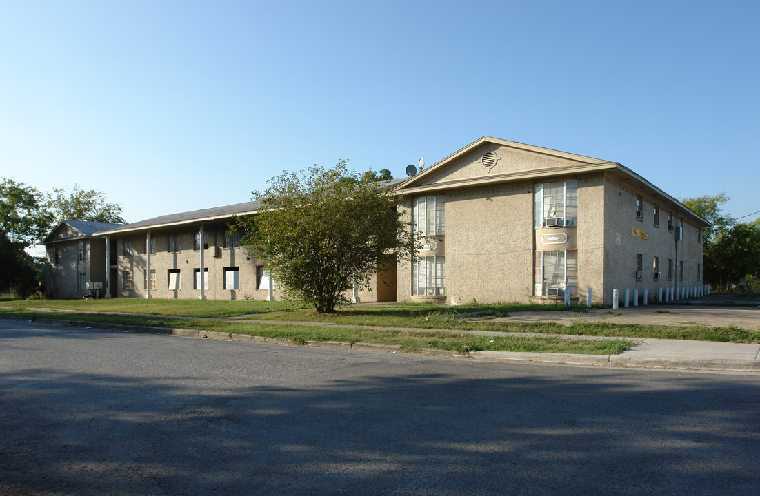 Ann Avenue Apartments in Dallas, TX - Foto de edificio