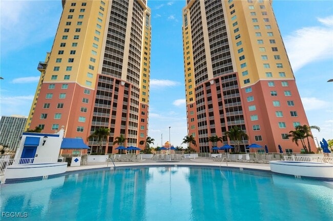 2745 First St, Unit 1906 in Ft. Myers, FL - Building Photo - Building Photo