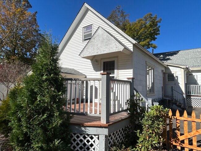 25 Downing St, Unit 25B Downing Street in Concord, NH - Building Photo - Building Photo