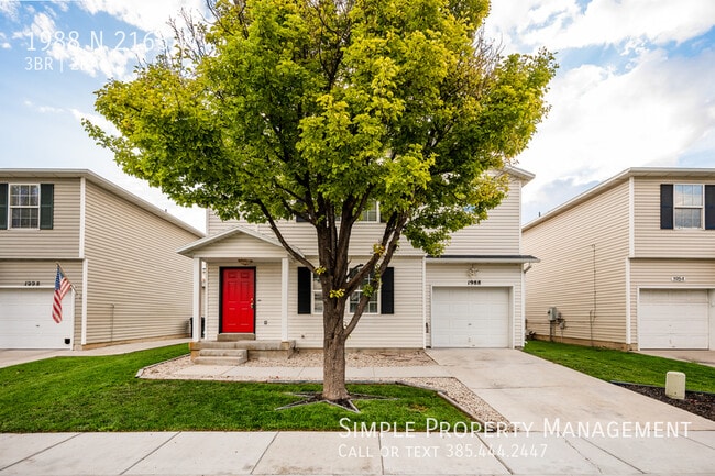 1988 N 2165 W in Clinton, UT - Building Photo - Building Photo