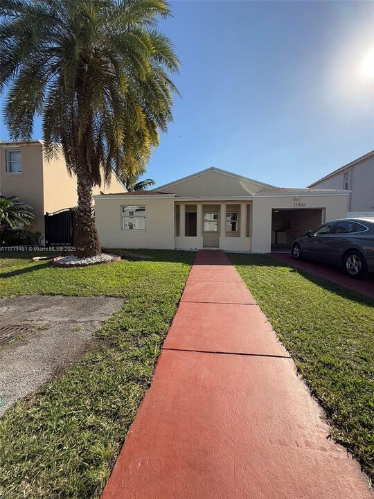 11966 SW 269th Terrace in Homestead, FL - Building Photo