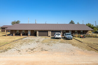 2701 Cobalt Ct NW in Piedmont, OK - Building Photo - Building Photo