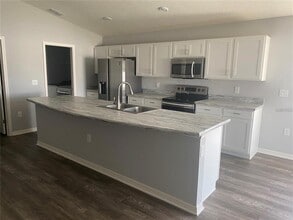 6320 Gardner Dr in Lakeland, FL - Building Photo - Building Photo