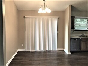 2222 Siesta Dr in Batavia, OH - Building Photo - Building Photo