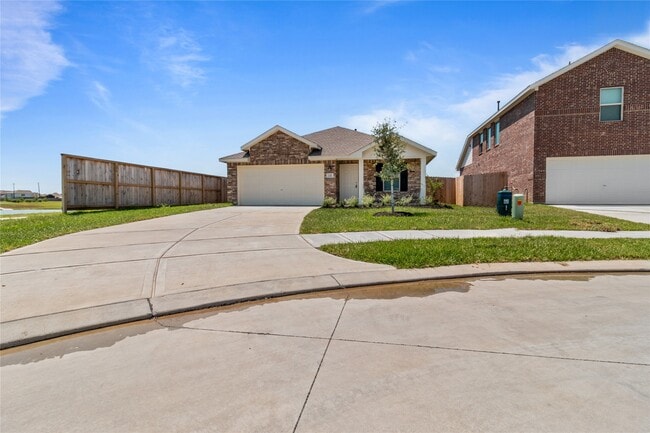 727 Delany Cv Ct in La Marque, TX - Building Photo - Building Photo