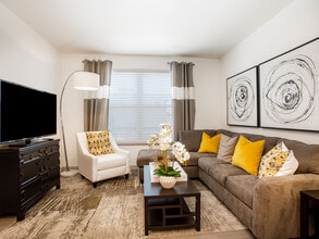 MAA Promenade in Westminster, CO - Foto de edificio - Building Photo