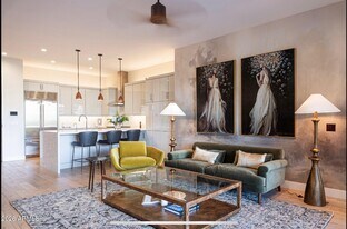 6166 N Scottsdale Rd in Paradise Valley, AZ - Building Photo