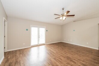 1603 Twin Oak Ln in Middleburg, FL - Building Photo - Building Photo