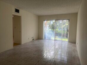 3213 NW 103rd Terrace in Coral Springs, FL - Building Photo - Building Photo