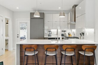 54 Robey St in Boston, MA - Building Photo - Building Photo
