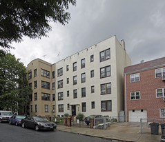 24-14 28th St Apartments