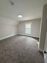 12 West St in Concord, NH - Building Photo