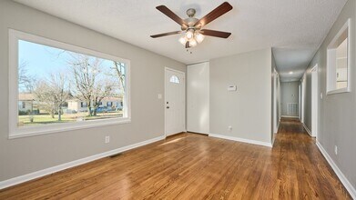 204 Greer Dr in Springfield, TN - Building Photo - Building Photo