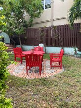 1710 Michigan Ave in Miami Beach, FL - Building Photo - Building Photo
