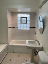 5853 W Dakin St in Chicago, IL - Building Photo - Building Photo