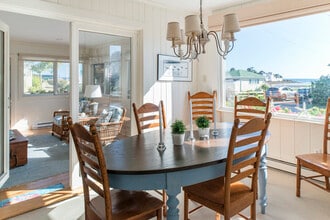 281 Beach Ave in Kennebunk, ME - Building Photo - Building Photo