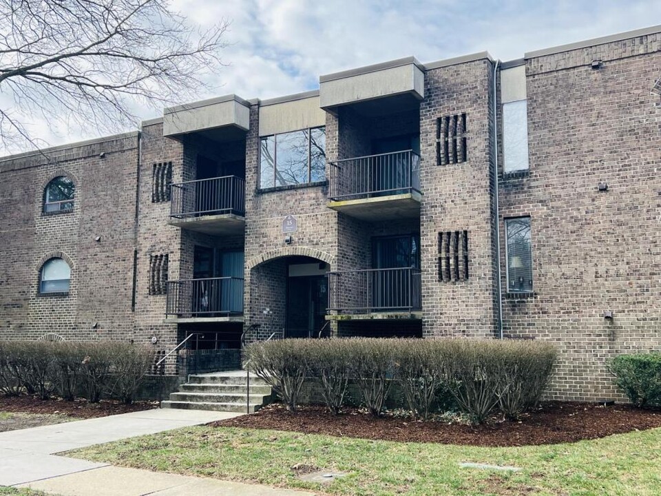 15 Silverwood Cir in Annapolis, MD - Foto de edificio