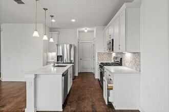 7200 Grenadine Bloom Bnd in Austin, TX - Building Photo - Building Photo