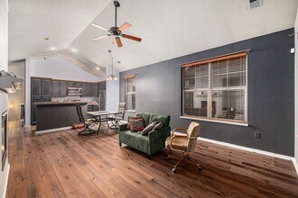 2240 S Vaughn Way in Aurora, CO - Building Photo - Building Photo