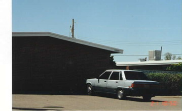 3442 E Blacklidge in Tucson, AZ - Foto de edificio - Building Photo