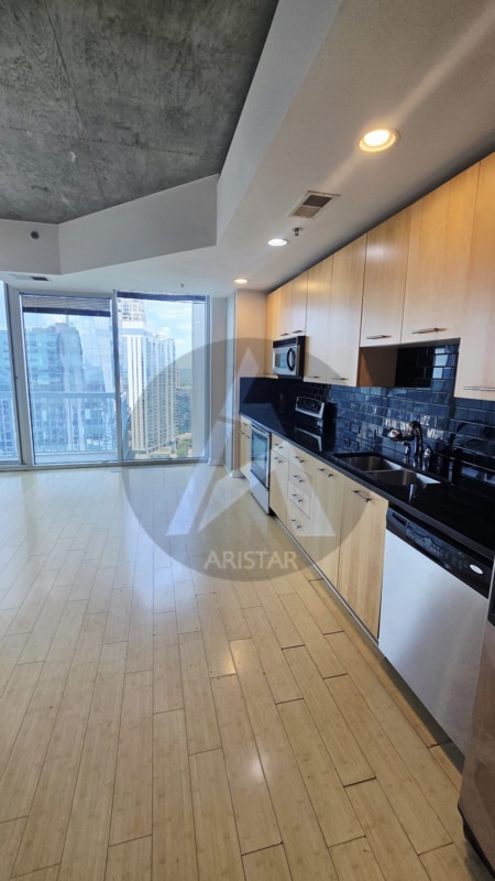 property at 3324 Peachtree Rd