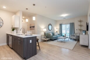 The Preserve at Great Pond in Windsor, CT - Building Photo