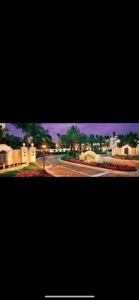 2200 E Preserve Way in Miramar, FL - Building Photo - Building Photo