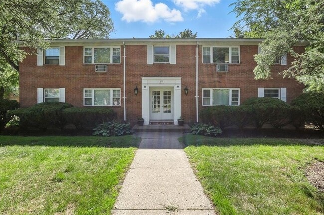 property at 809 East Ave