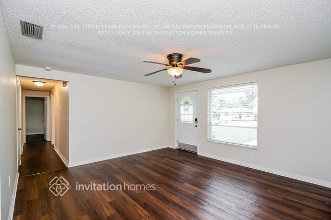 311 48th St Ct W in Palmetto, FL - Foto de edificio - Building Photo