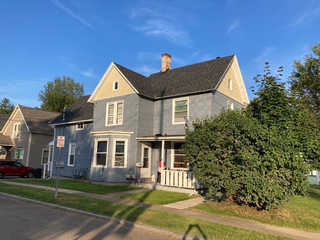 37 E Main St, Unit 4.5