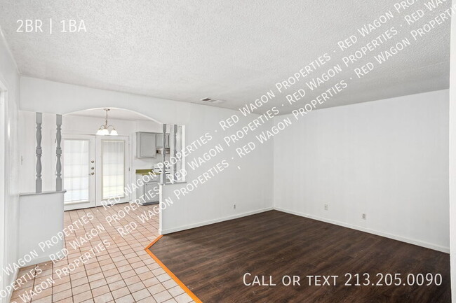 5724 Alnwick St in San Antonio, TX - Foto de edificio - Building Photo