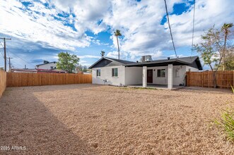 10947 W Mohave St in Avondale, AZ - Building Photo - Building Photo