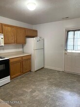 909 Springwood Dr in Jacksonville, NC - Building Photo - Building Photo